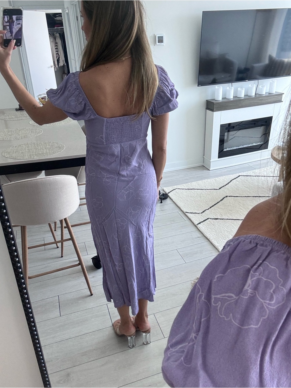 Dynamite Lavender Puff-Sleeve Midi Dress - Picture 2 of 2